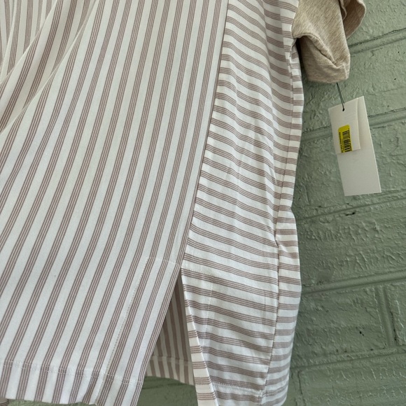 DKNY Pajamas- Super Soft and comfy, size medium - Picture 5 of 9